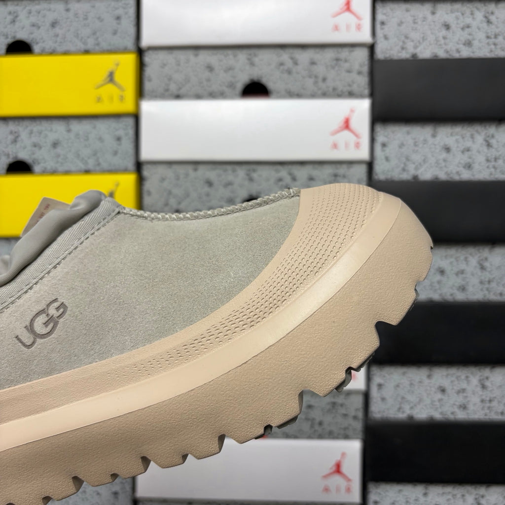 UGG Tasman Weather Hybrid – Grey/Cream (Sizes 39–44)