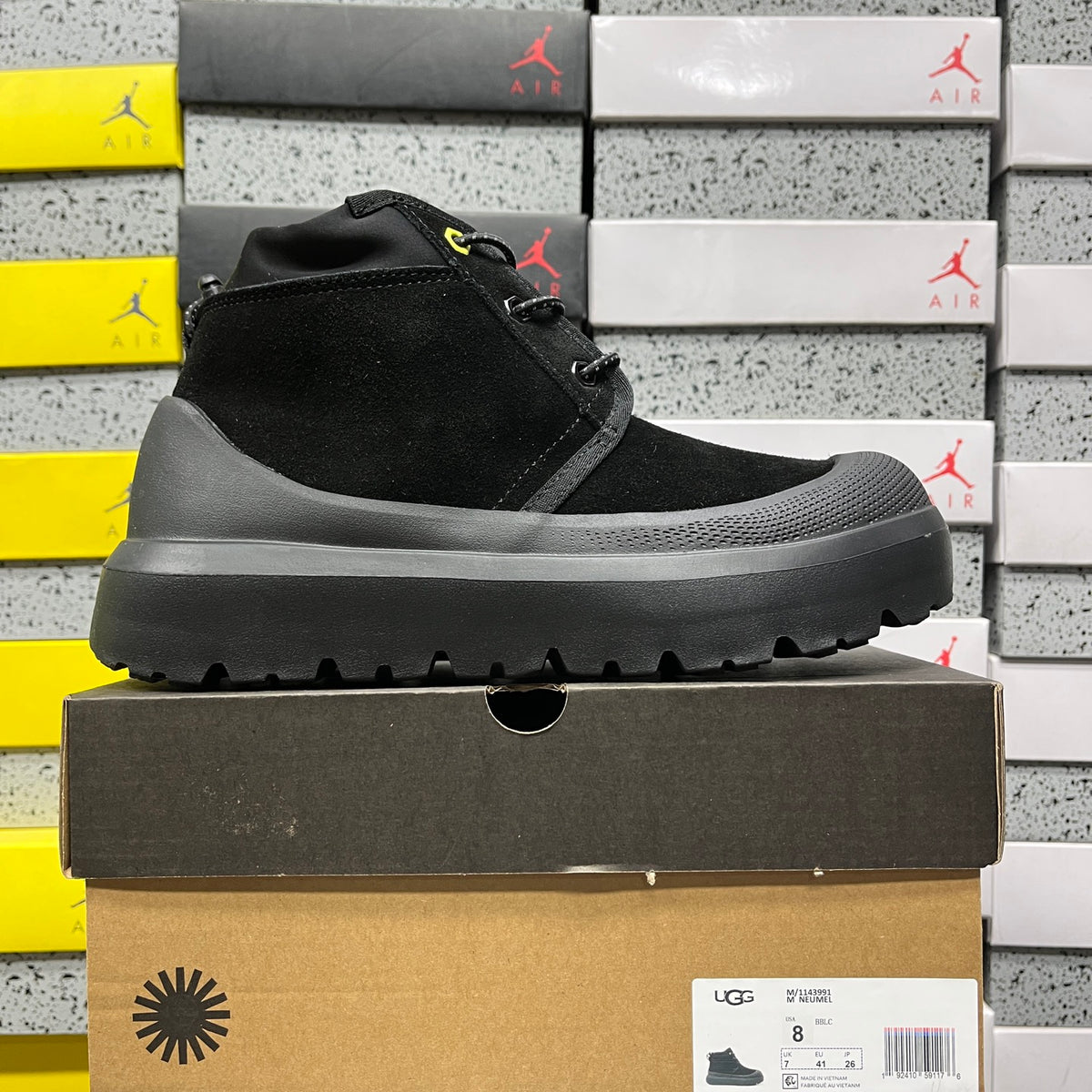 UGG Neumel Boot – Black