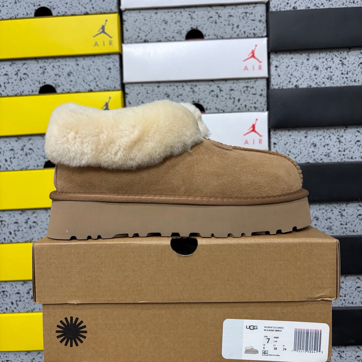 UGG Classic Mini Boot – Chestnut (Sizes 35–40)