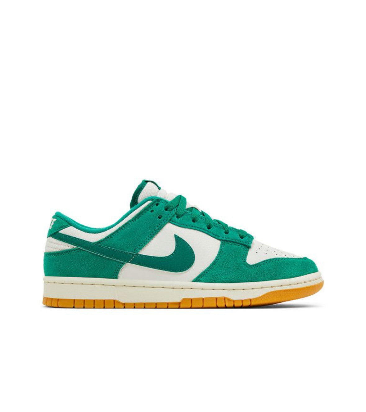 Nike Dunk Low SE Malachine Gum
