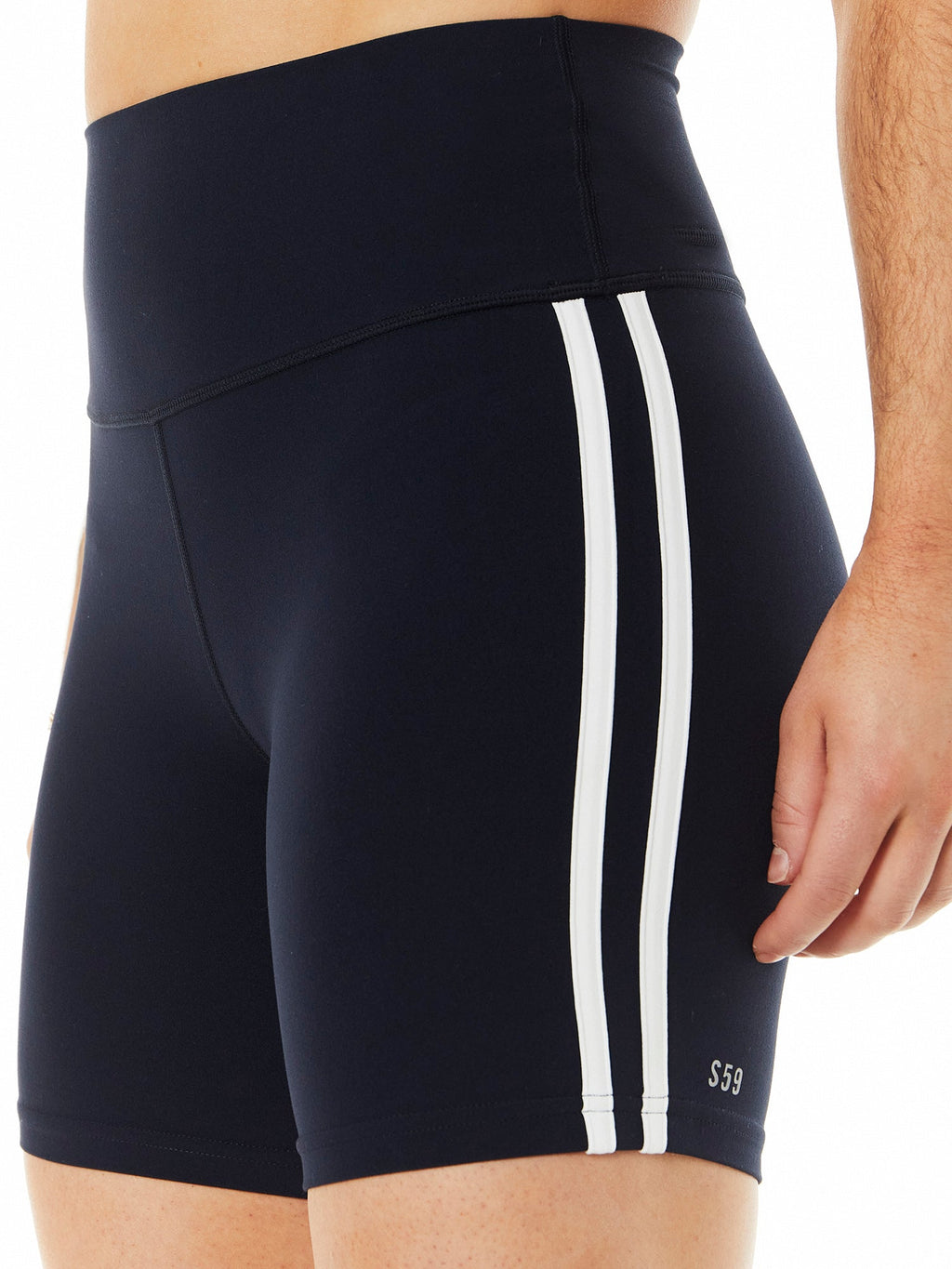 ELLA HW AIRWEIGHT SHORT INDIGO