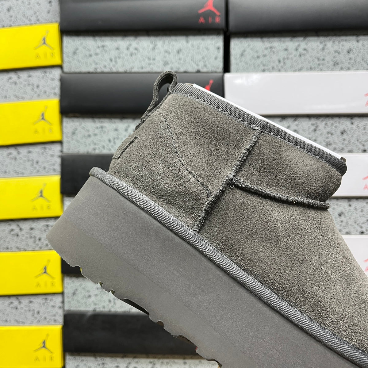 UGG Classic Ultra Mini Platform Boot – Grey (Sizes 35–40)