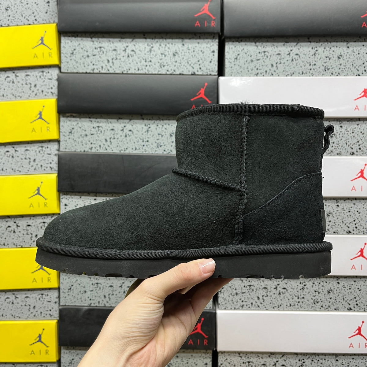 UGG Classic Mini Boot – Black