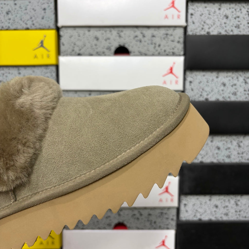 UGG Kallen Lace Platform Boot – Antelope (Sizes 35–40)