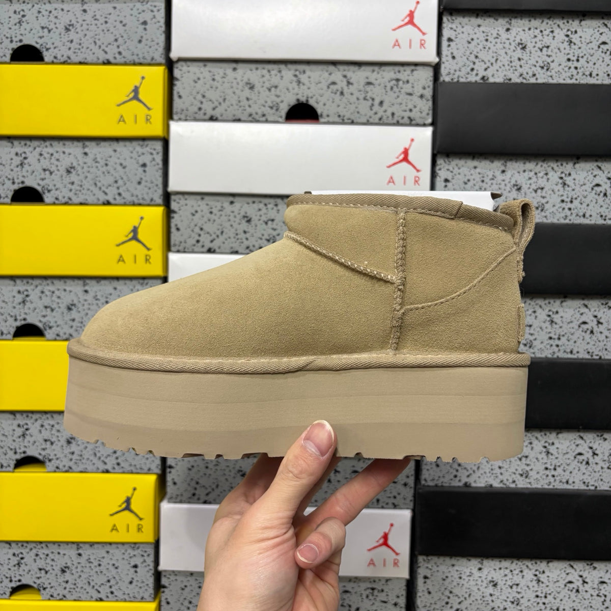 UGG Ultra Mini Platform Boot – Olive | 5cm Platform