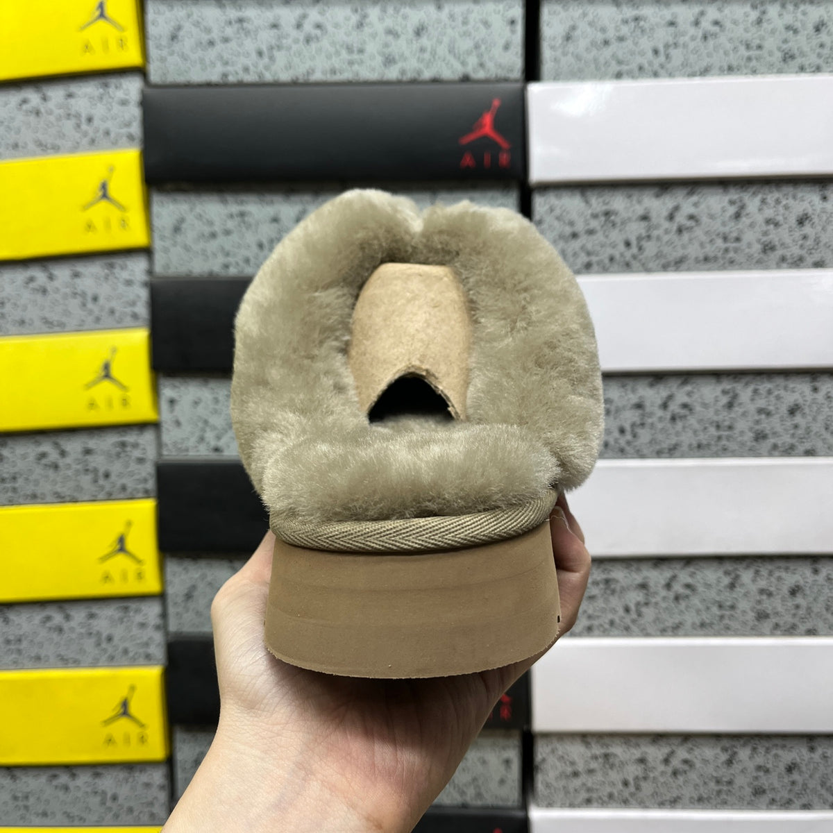 UGG Disquette Platform Slide – Olive (Sizes 35–40)