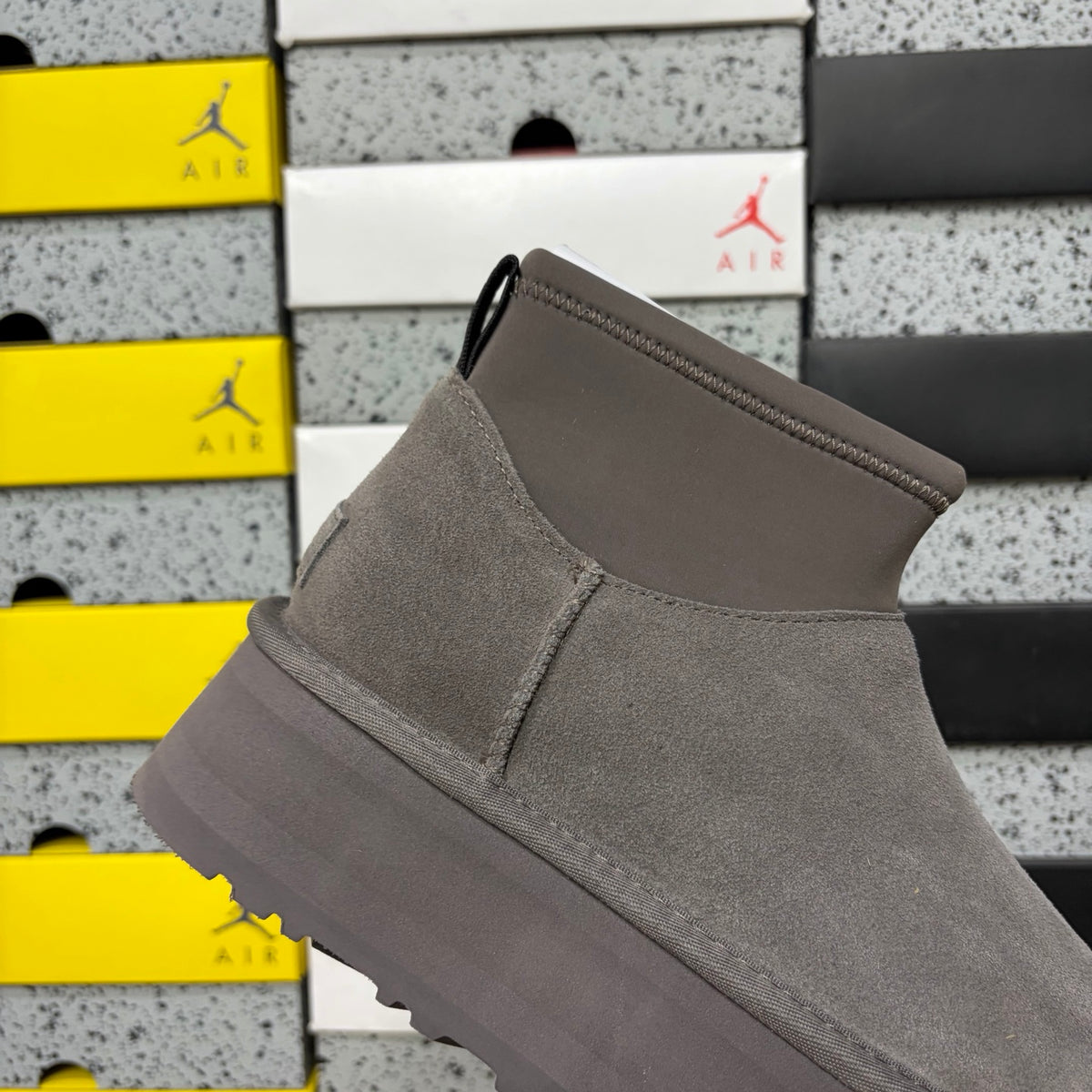UGG Classic Mini Dipper – Thunder Grey (Sizes 35–40)