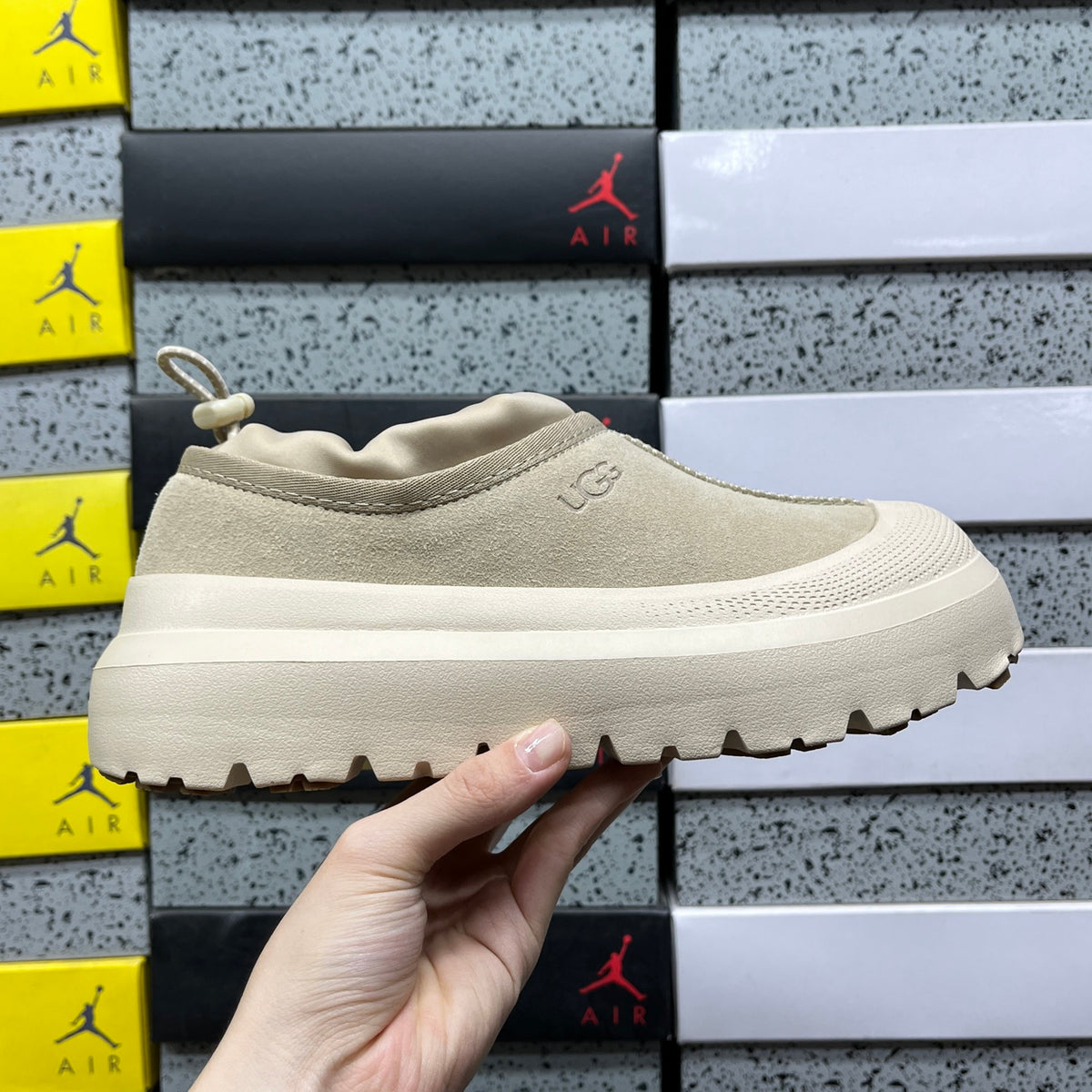 UGG Platform Sneaker – Oat (Sizes 35–45)