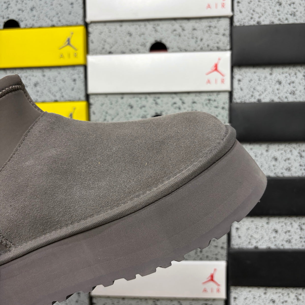 UGG Classic Mini Dipper – Thunder Grey (Sizes 35–40)