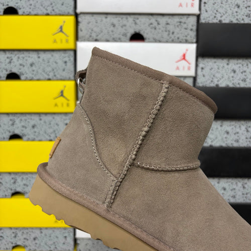 UGG Classic Mini Dipper – Thunder Grey Platform Boot (EU 35–44)