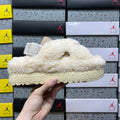 UGG Sherpa Platform Slipper – Cream (Sizes 35–40)