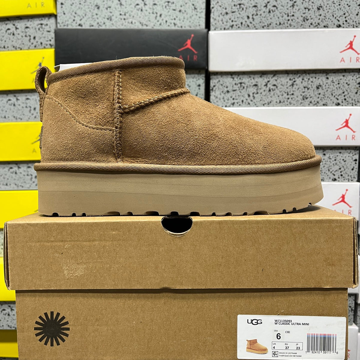 UGG Classic Ultra Mini Platform Boot – Chestnut (Sizes 35–40)