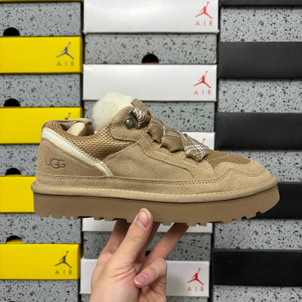 UGG Lowmel Sneaker – Sand (Sizes 35–44)
