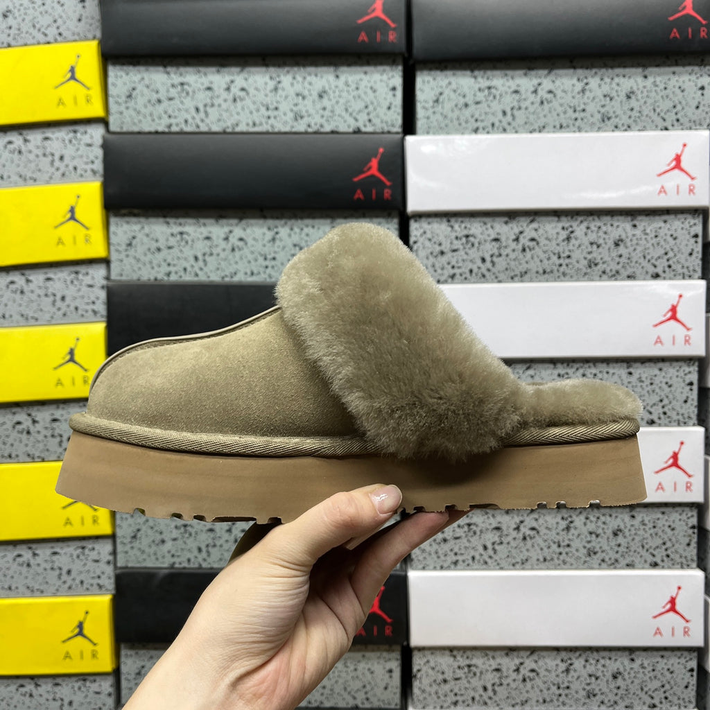 UGG Disquette Platform Slide – Olive (Sizes 35–40)
