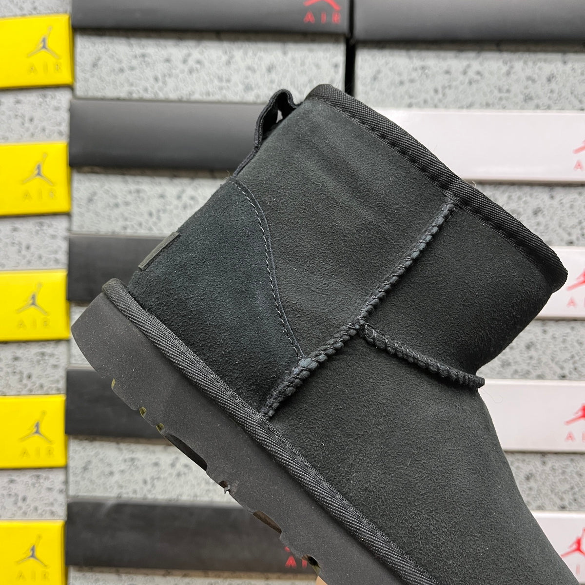 UGG Classic Mini Boot – Black