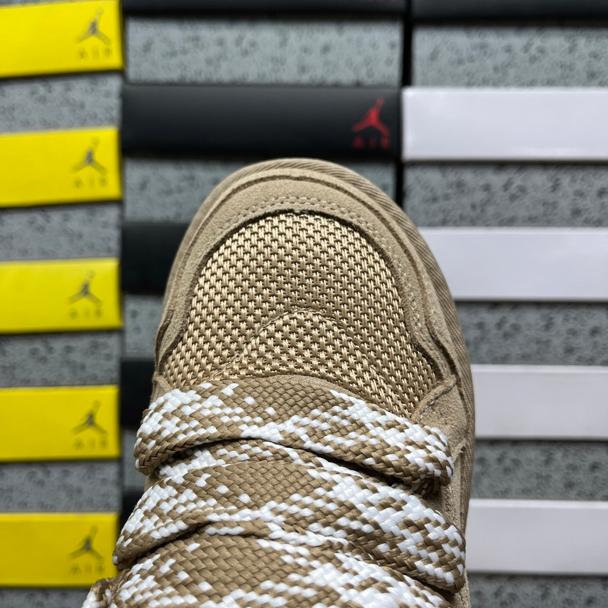 UGG Lowmel Sneaker – Sand (Sizes 35–44)