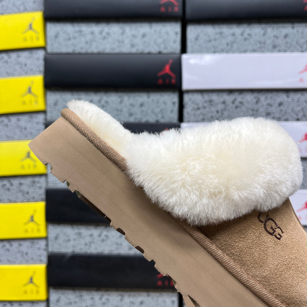 UGG Classic Ultra Mini Boot – Curly Shearling Chestnut (Sizes 35–40)