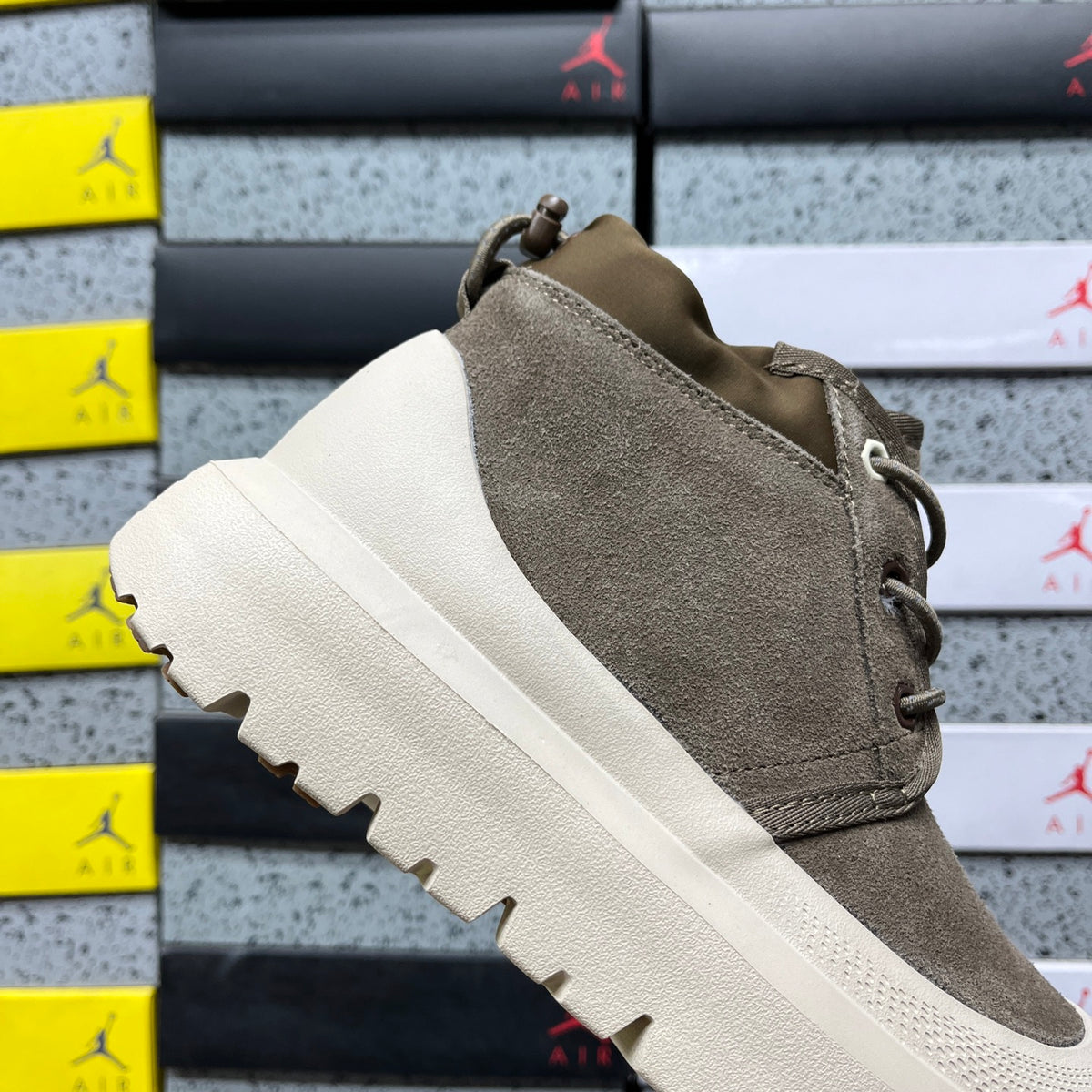 UGG Lace-Up Chukka Boot – Olive | Chunky Platform