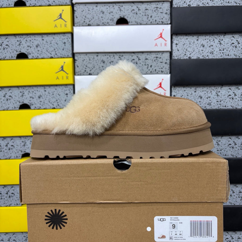UGG Fluffy Fur Slide – Chestnut