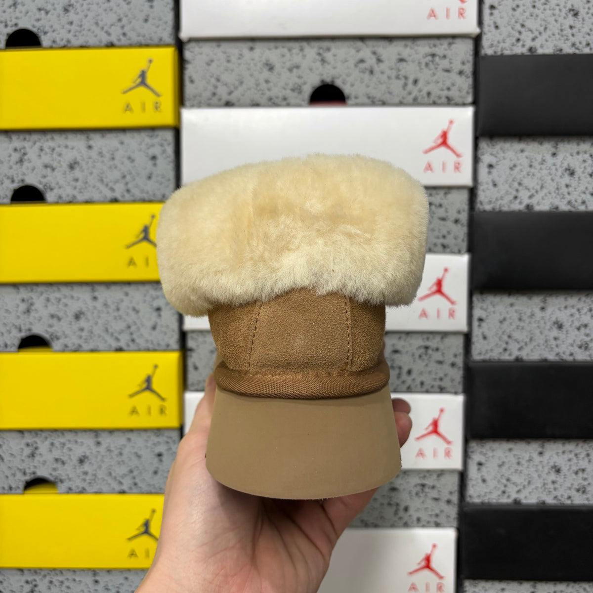 UGG Classic Mini Boot – Chestnut (Sizes 35–40)