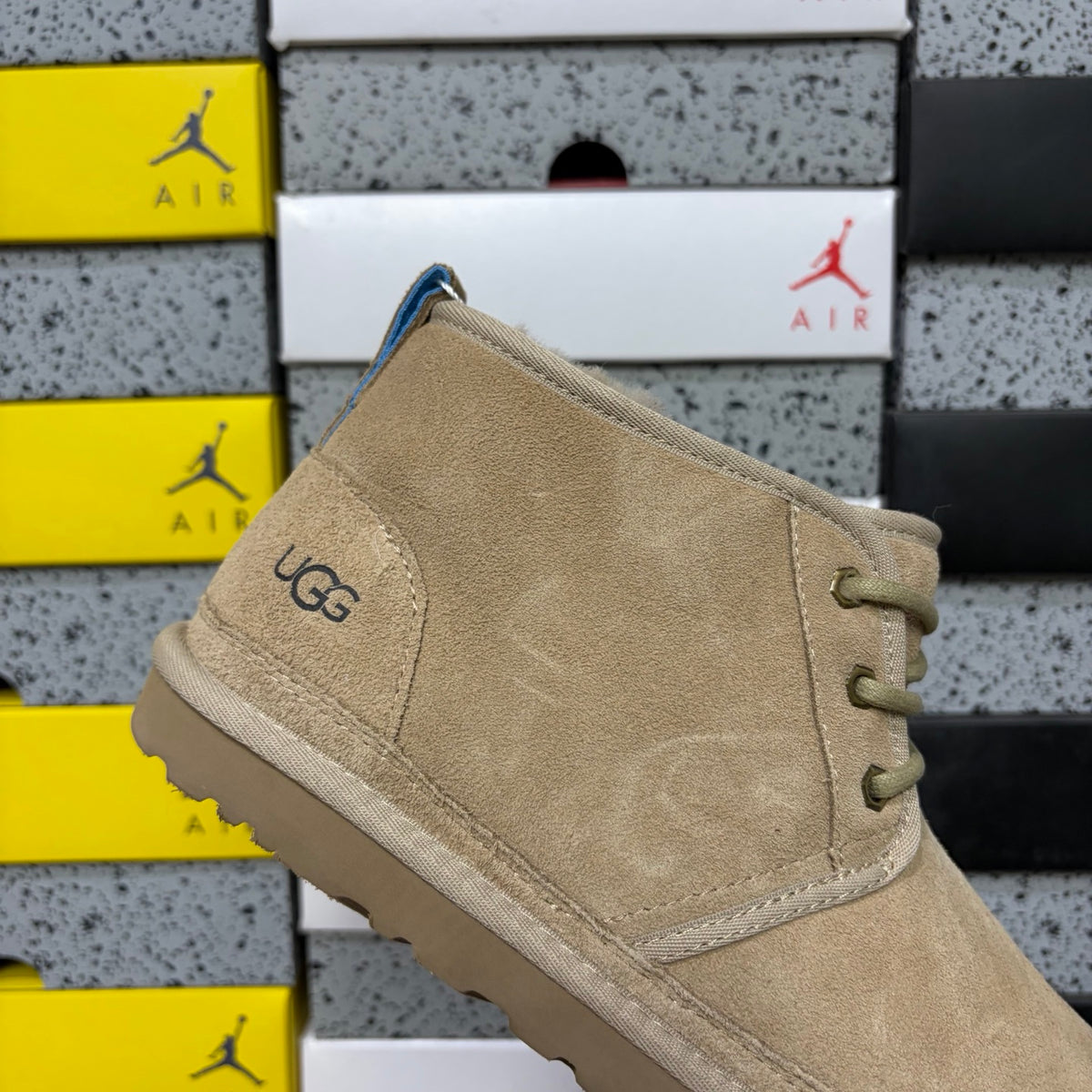 UGG Neumel Boot – Sand (Sizes 35–44)