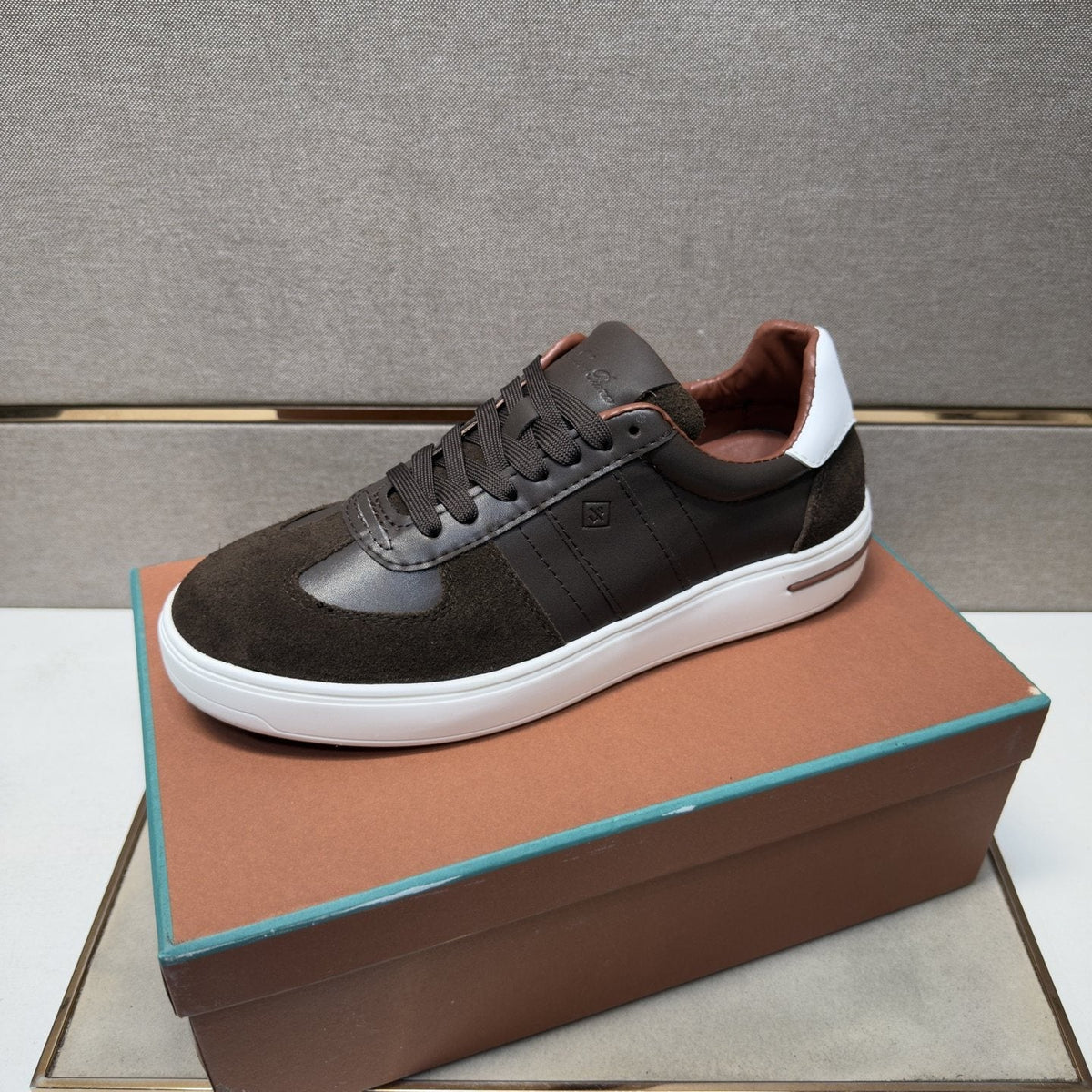 Men's Paneled Low-Top Sneakers