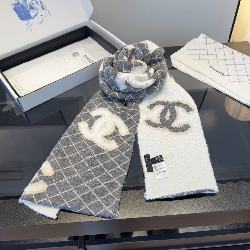 Chanel Grid Pattern Knit Scarf