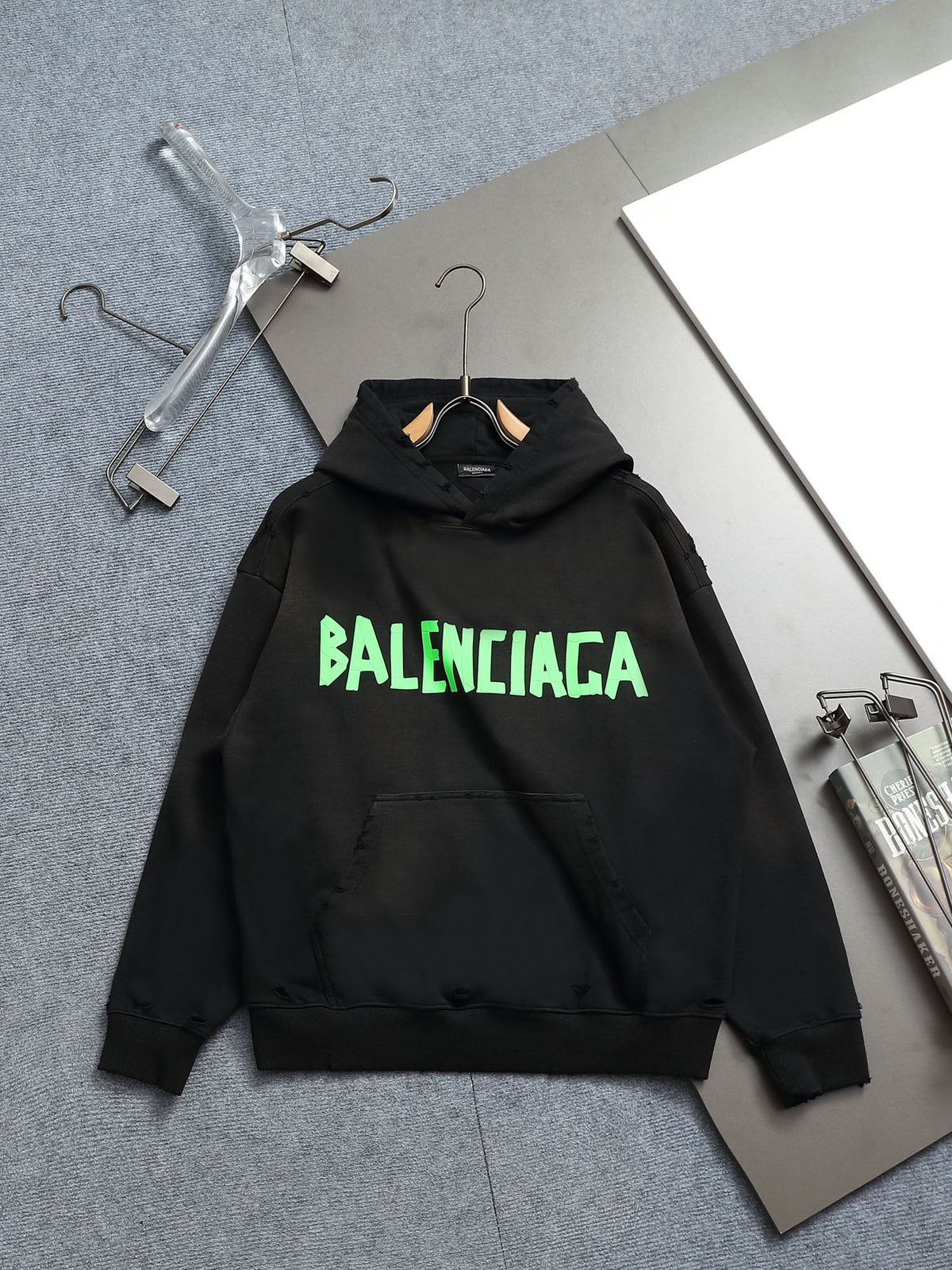 Classic Fit Hoodie-1005